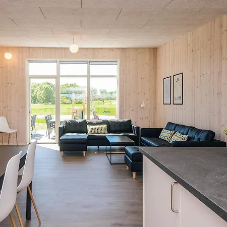 5 Star In Grenaa Brøndstrup