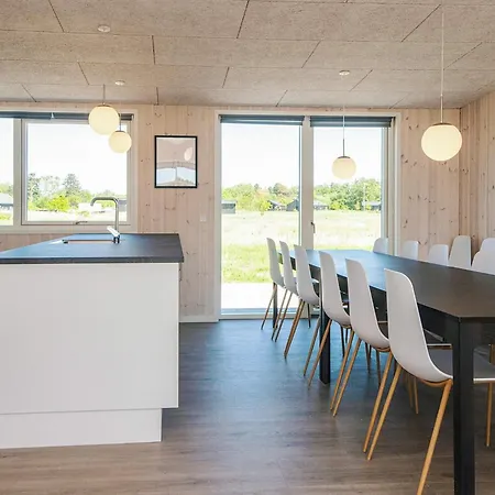 5 Star In Grenaa Brøndstrup