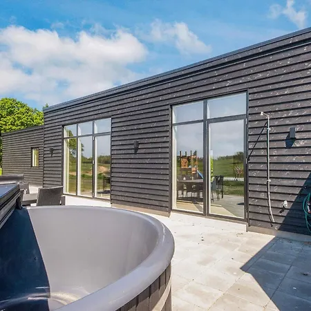 5 Star In Grenaa Nyaraló