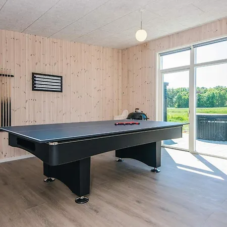 5 Star In Grenaa *